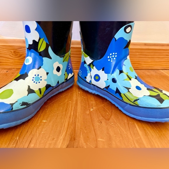 Bogs Kids' Rain Boots | Size 1 - Picture 5 of 11